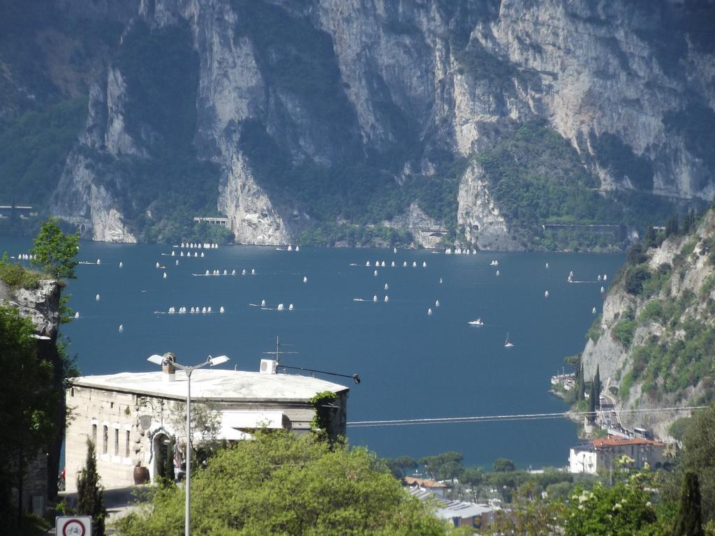 Albergo Garni Francesco Torbole Sul Garda Extérieur photo