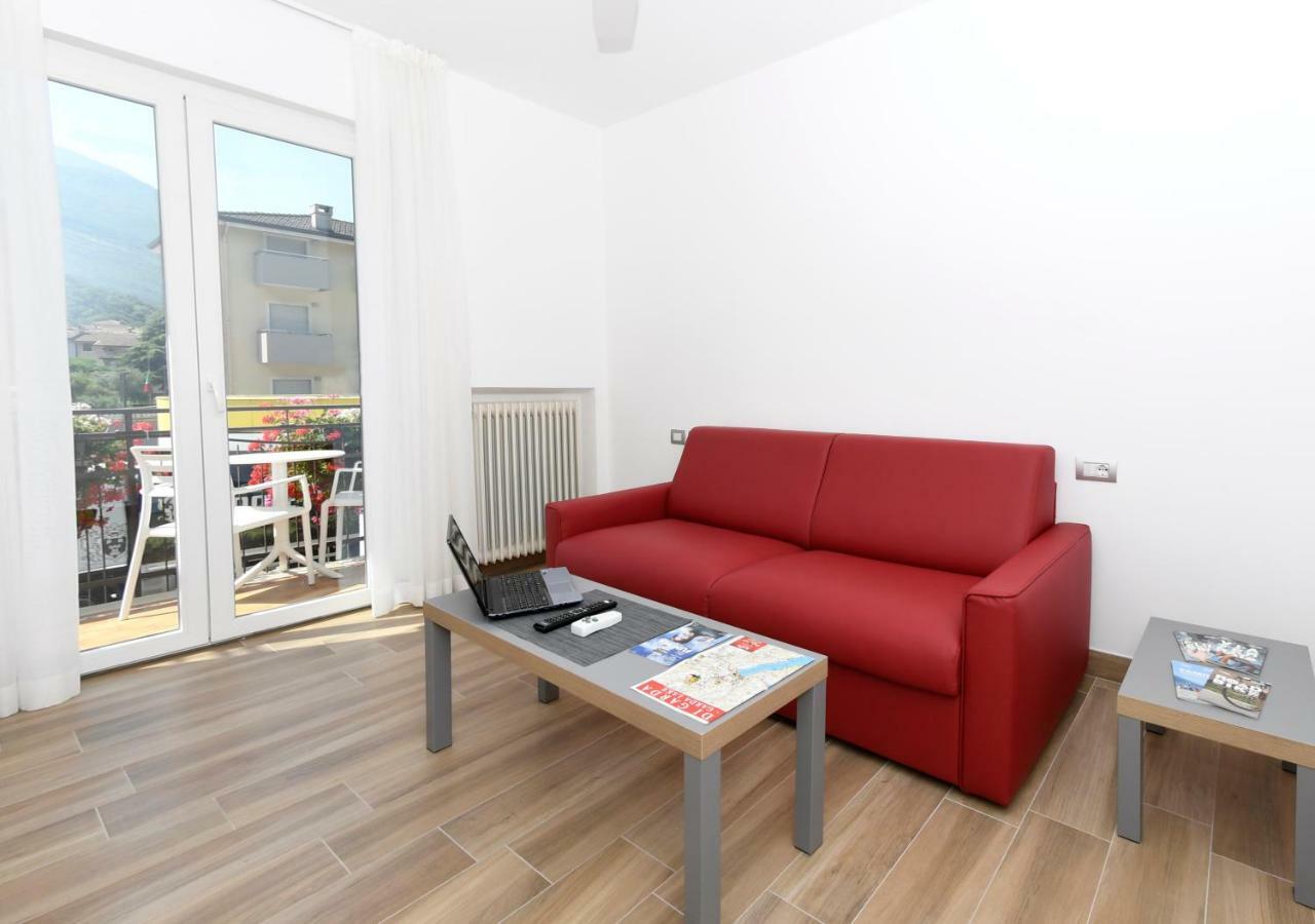 Albergo Garni Francesco Torbole Sul Garda Extérieur photo
